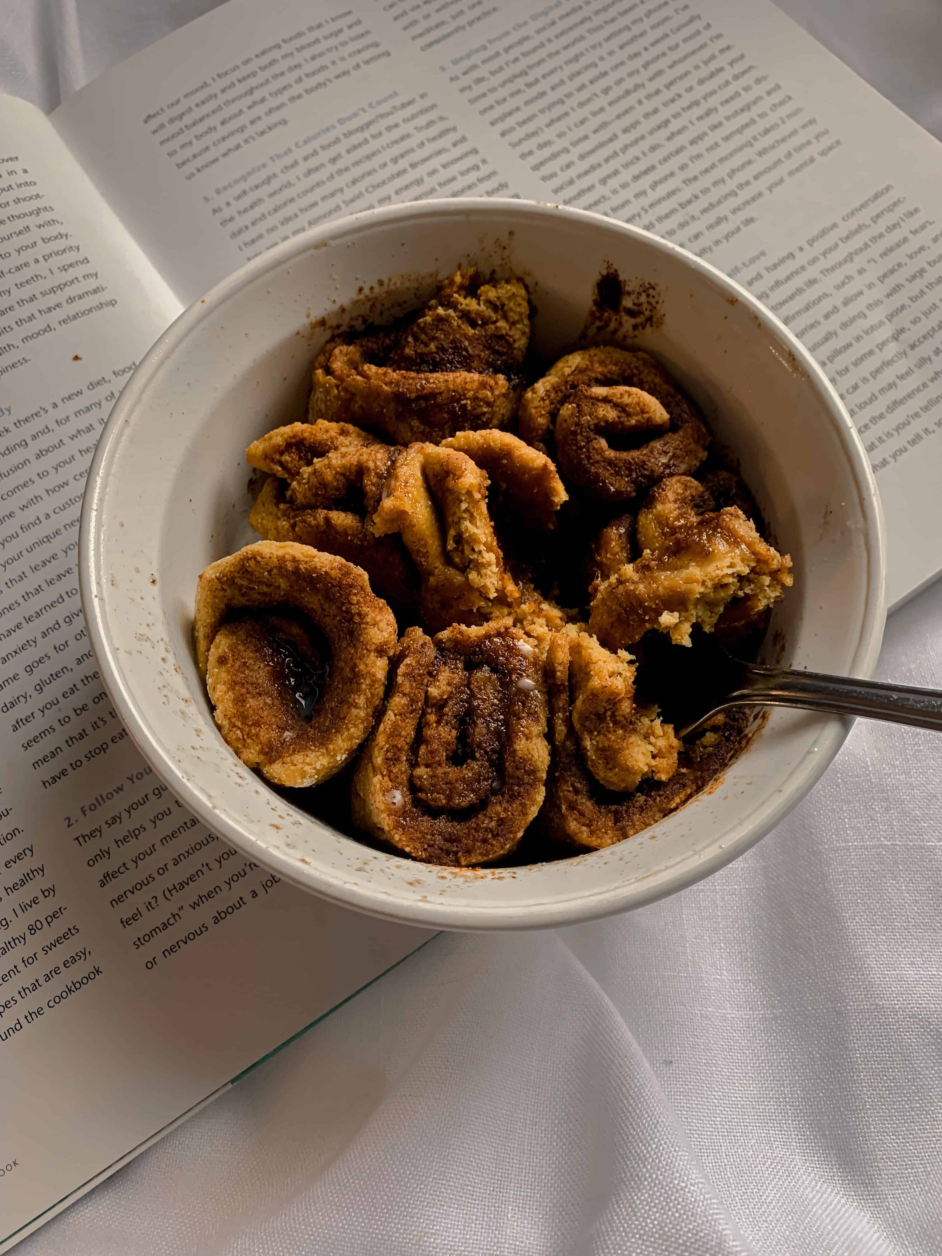 microwave cinnamon rolls