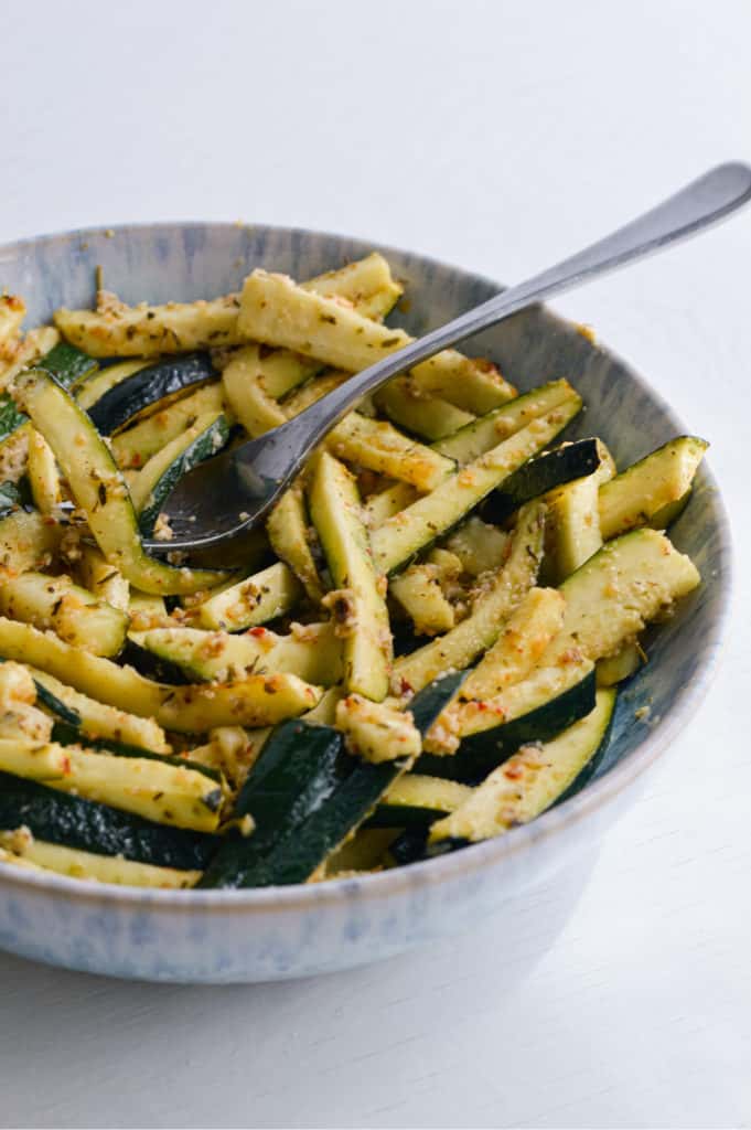lemon and parmesan air fryer zucchini sticks