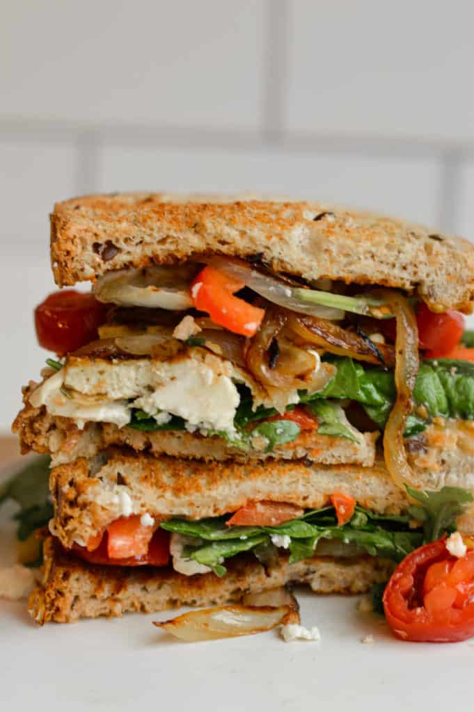 pesto tofu sandwich