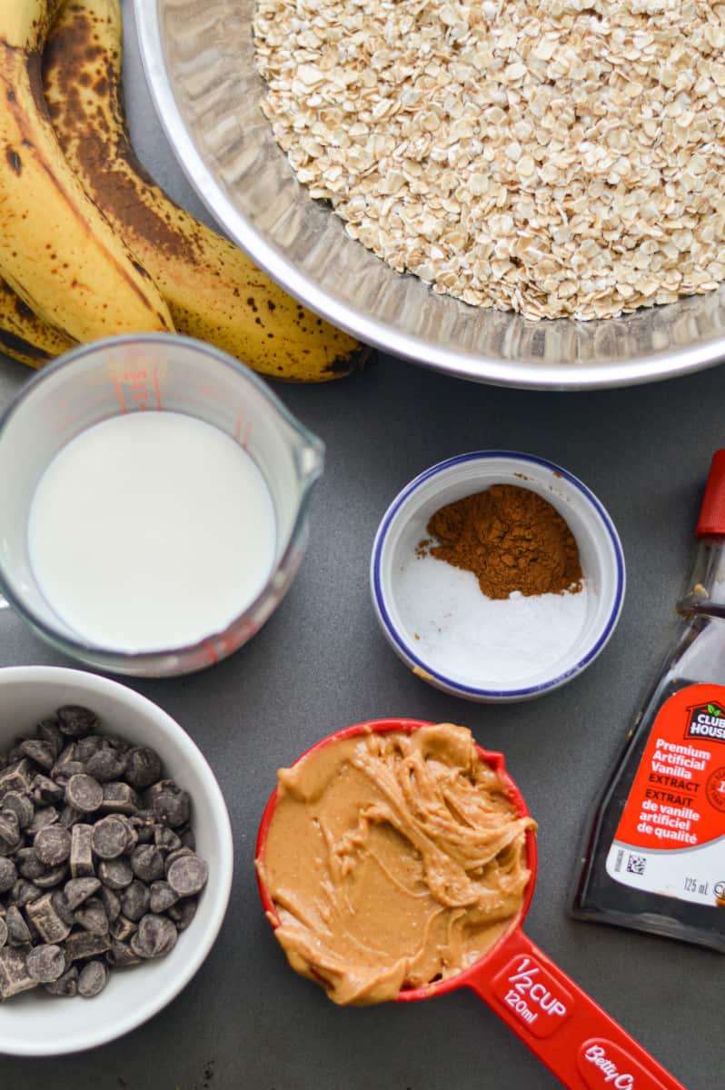 Ingredients for peanut butter banana oatmeal bars.