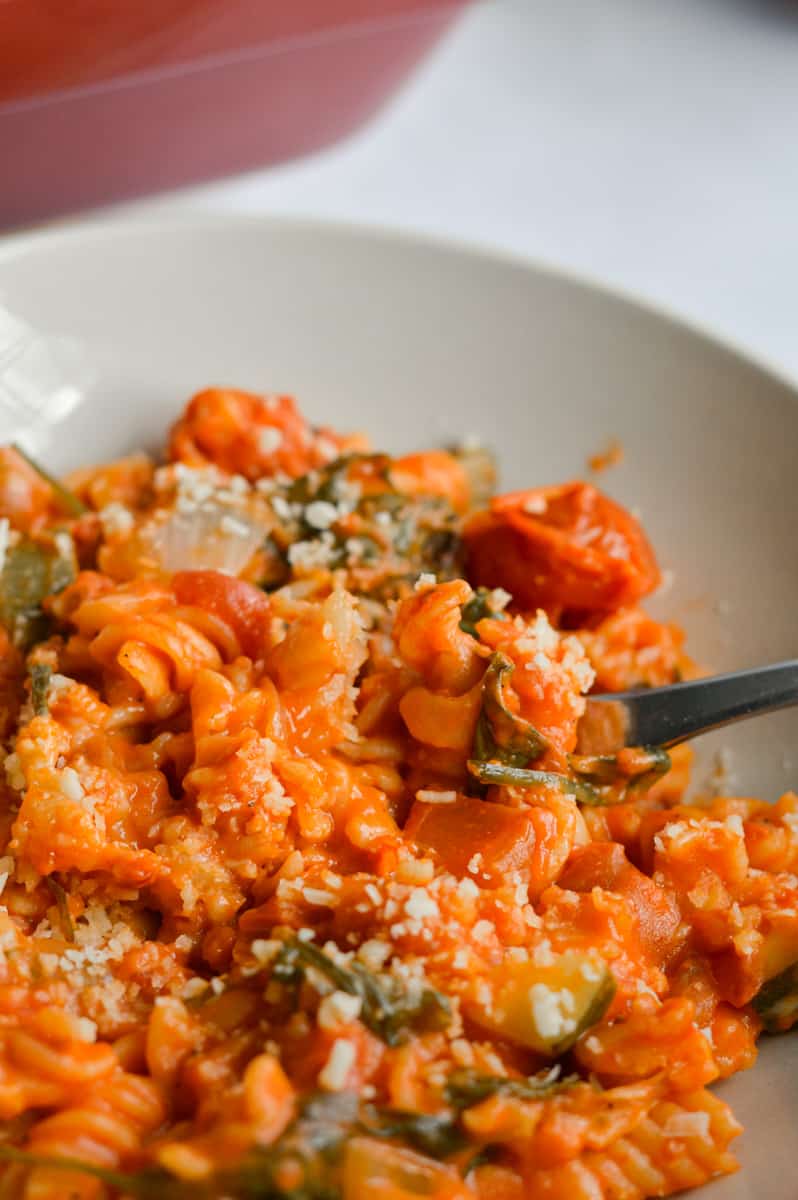 Close up of cheesy pasta bake.