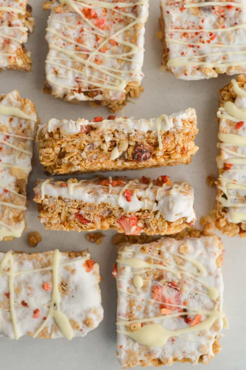 Birds eye of yogurt granola bars with two on their side.