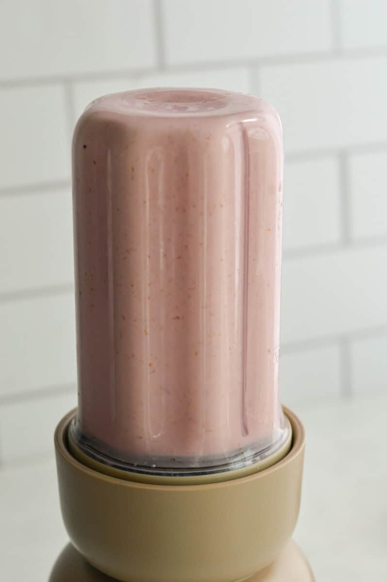 Blending cottage cheese smoothie.