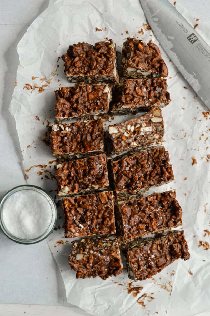 Slicing peanut butter crunch bars.
