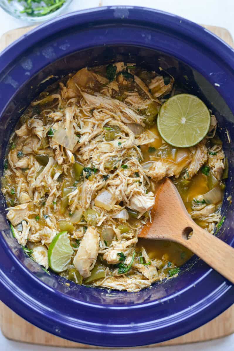 Birds eye of crockpot green chili chicken.