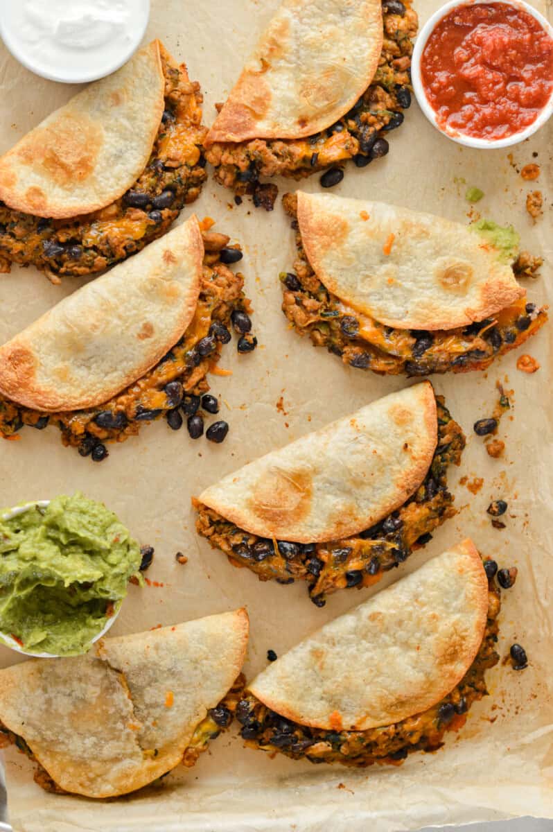 Birds eyes of crispy chicken baked tacos.