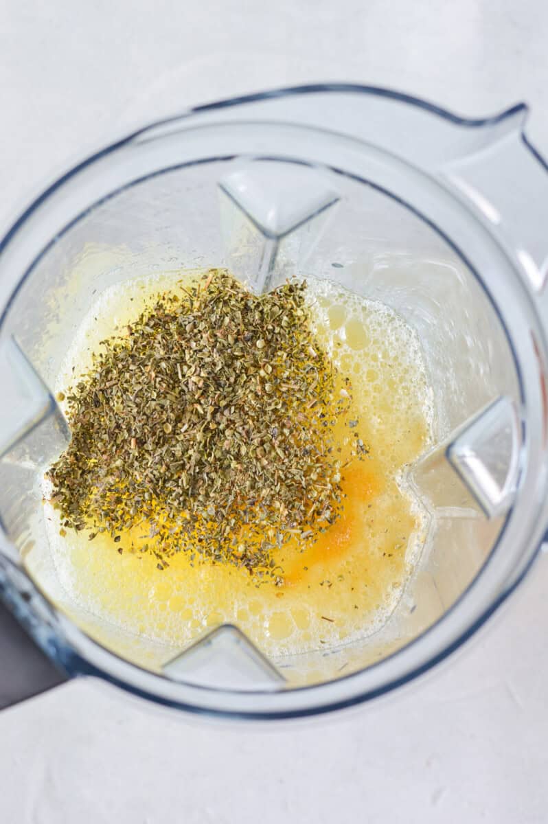 Blending egg whites, cottage cheese and spices.