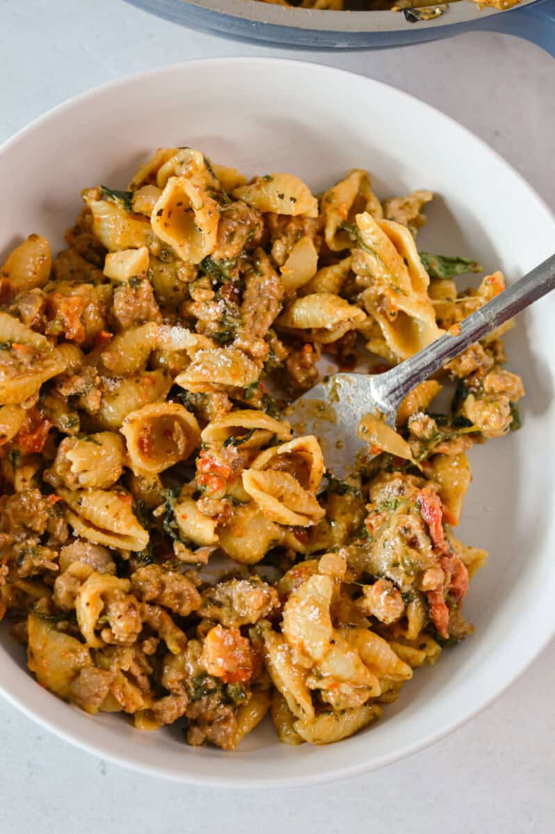 Birds eye bowl of marry me chicken pasta.
