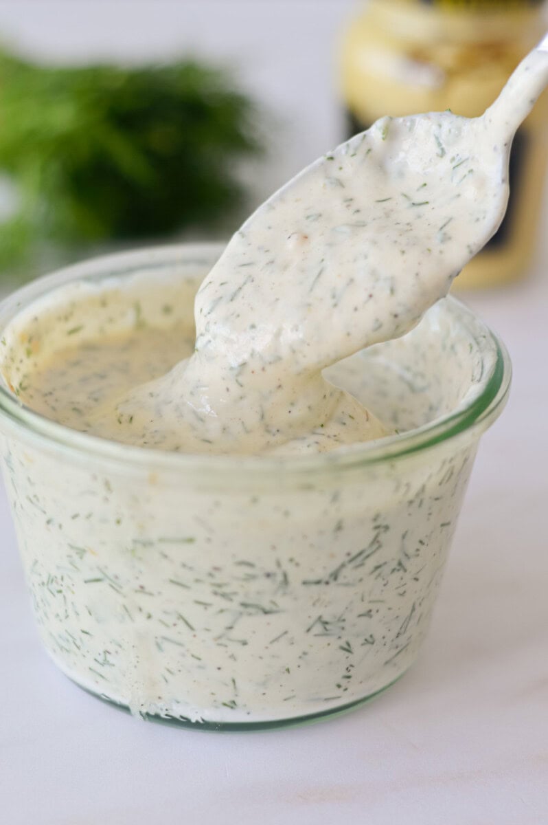 In a small bowl or jar whisk together yogurt, mayonnaise, dijon mustard, vinegar, dill, honey, salt, pepper and mustard powder until smooth.
