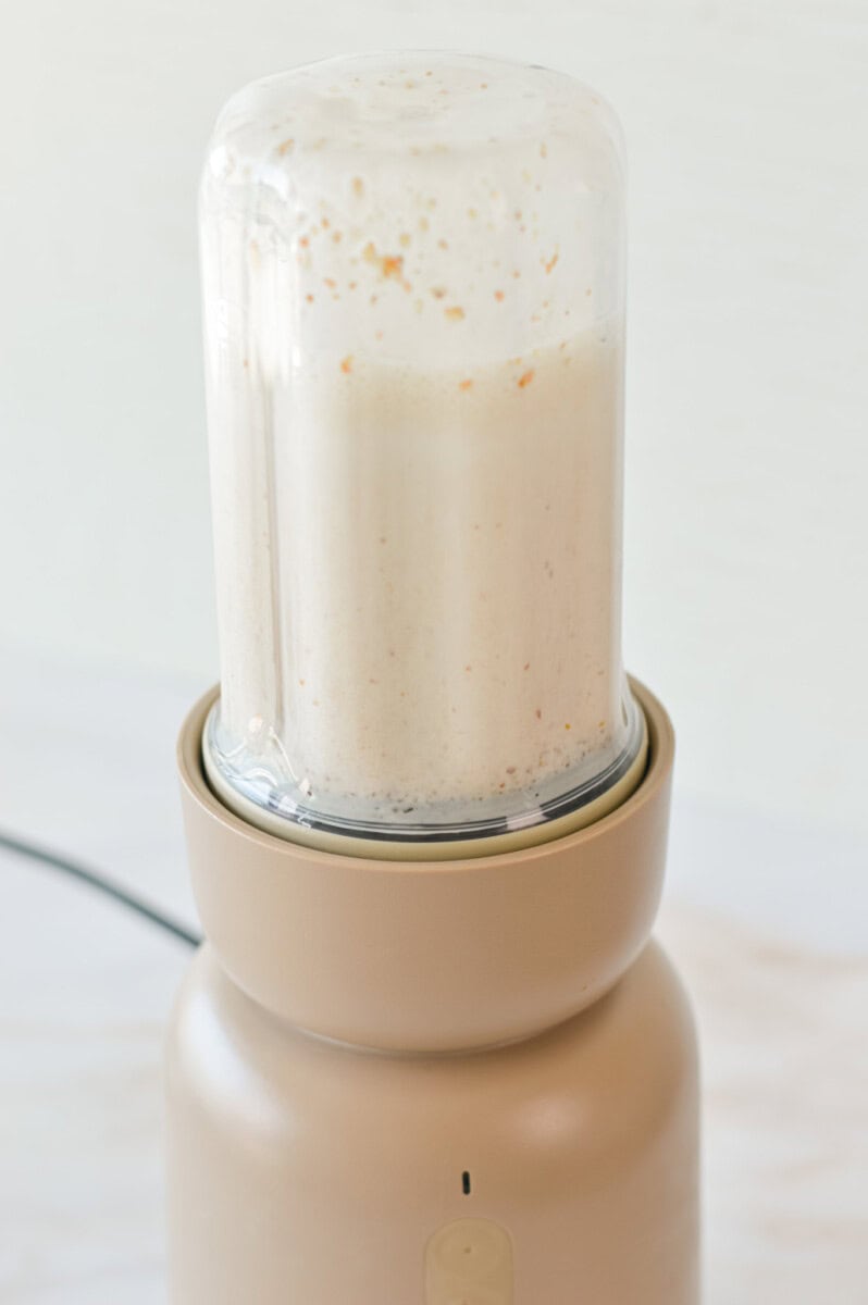 Blending date milk.
