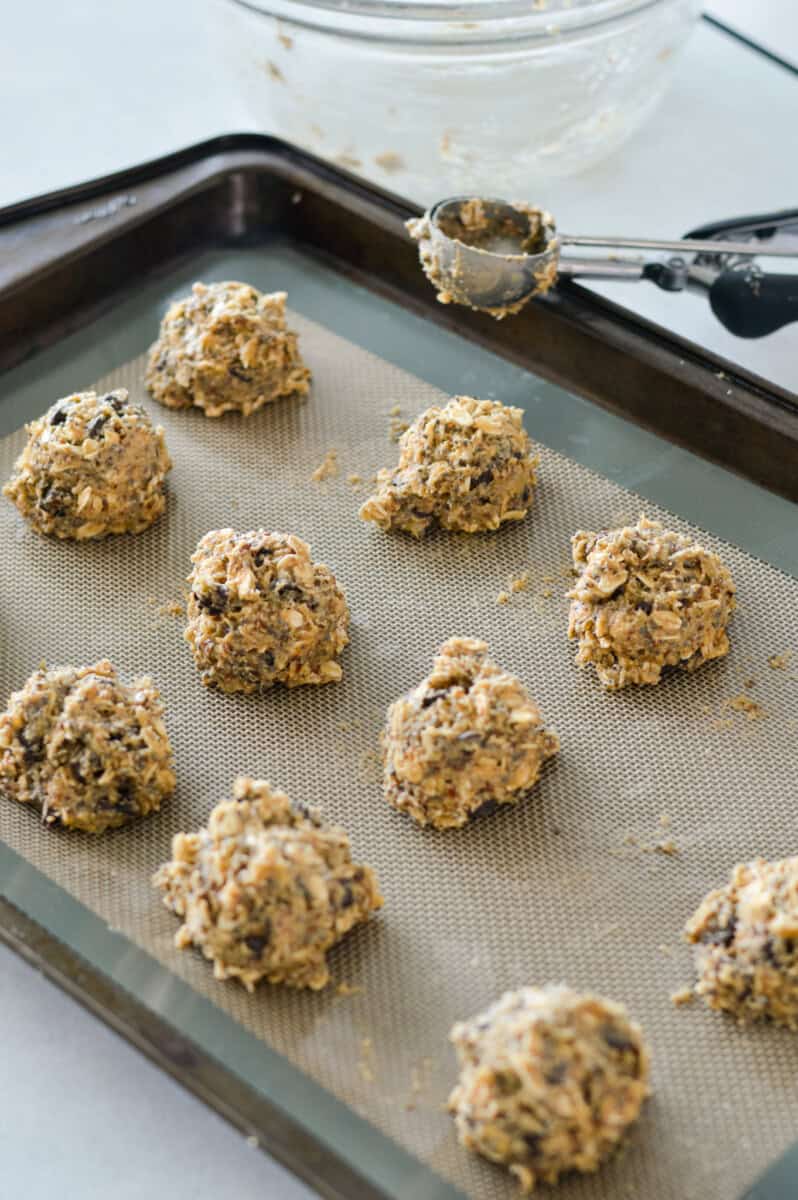 Baking banana and oatmeal chocolate chip cookies.